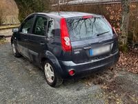 Gebraucht Ford Fiesta 80 PS (58 kW) 2008 Grau Kleinwagen