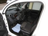 Gebraucht Renault Kangoo 110 PS (80 kW) 2019 Weiß Van / Kleinbus
