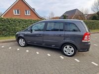 Gebraucht Opel Zafira Design Edition 140 PS (102 kW) 2011 Grau Van / Kleinbus