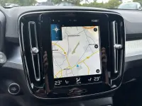 Gebraucht Volvo XC40 Momentum 197 PS (144 kW) 2021 Thunder grey (metallic) SUV