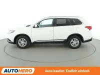 Używany Mitsubishi Outlander Active 150 KM (110 kW) 2019 Biały SUV