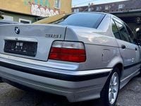 Gebraucht BMW 318 116 PS (85 kW) 1998 Limousine