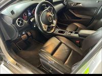 Używany Mercedes A220 177 KM (130 kW) 2016 Srebrny Hatchback