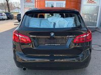 Gebraucht BMW 218 Advantage 150 PS (110 kW) 2016 Schwarz Van / Kleinbus