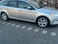 Gebraucht Ford Mondeo 145 PS (106 kW) 2007 Grau Kombi