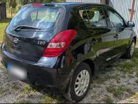 Gebraucht Hyundai i20 75 PS (55 kW) 2011 Schwarz Kleinwagen