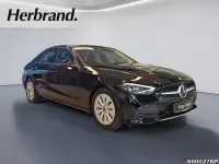Gebraucht Mercedes C180 170 PS (125 kW) 2023 Unilack schwarz uni Limousine