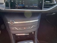 Gebraucht Peugeot 308 110 PS (80 kW) 2020 Schwarz Limousine