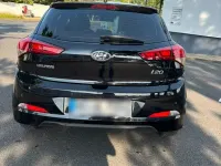 Gebraucht Hyundai i20 Trend 84 PS (61 kW) 2017 Schwarz Limousine