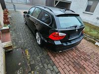 Gebraucht BMW 320 163 PS (119 kW) 2007 Schwarz Kombi