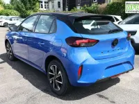 Neu Opel Corsa 101 PS (74 kW) 2025 Voltaik blue metallic / ... Kleinwagen