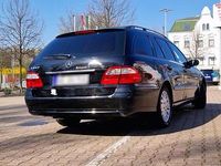 Gebraucht Mercedes E240 177 PS (130 kW) 2004 Schwarz Kombi