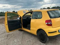 Gebraucht VW Golf VI 70 PS (51 kW) 2010 Gelb Kleinwagen