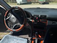 Gebraucht Mercedes C180 129 PS (94 kW) 2001 Silber Limousine