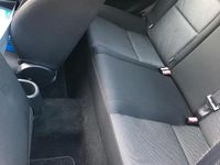 Gebraucht Peugeot 207 120 PS (88 kW) 2008 Silber Kleinwagen