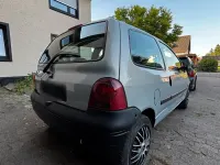 Używany Renault Twingo 58 KM (42 kW) 2002 Szary Hatchback