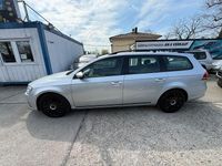 Gebraucht VW Passat Trendline 140 PS (102 kW) 2012 Reflexsilber Kombi