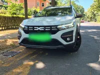 Gebraucht Dacia Jogger Extreme 110 PS (80 kW) 2025 Weiß Van / Kleinbus