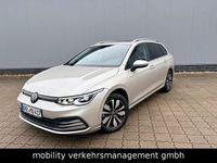 Gebraucht VW Golf VIII Move 116 PS (85 kW) 2024 Silber Kombi