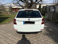 Gebraucht Skoda Octavia 116 PS (85 kW) 2017 Weiß Kombi