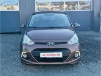 Gebraucht Hyundai i10 Trend 67 PS (49 kW) 2016 Cashmere brown / met (metallic) Kleinwagen