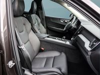 Gebraucht Volvo XC60 Plus 250 PS (183 kW) 2025 Grau SUV