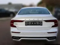 Gebraucht Volvo S60 R-Design 392 PS (288 kW) 2021 Weiß metallic Limousine
