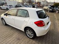 Gebraucht Toyota Auris Sol 124 PS (91 kW) 2008 Weiß Kleinwagen