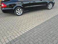 Gebraucht Mercedes E220 Elegance 170 PS (125 kW) 2007 Schwarz Limousine