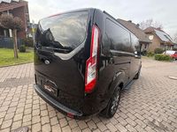 Gebraucht Ford Transit Titanium 185 PS (136 kW) 2022 Schwarz Kombi