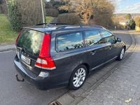 Gebraucht Volvo V70 Momentum 181 PS (133 kW) 2015 Grau Kombi
