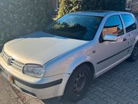 Gebraucht VW Golf IV 101 PS (74 kW) 1999 Grau Kleinwagen