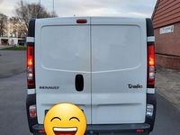 Gebraucht Renault Trafic 116 PS (85 kW) 2014 Weiß Van / Kleinbus