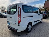 Gebraucht Ford Transit 105 PS (77 kW) 2018 Weiß Kombi