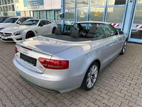 Gebraucht Audi A5 Cabriolet 160 PS (117 kW) 2011 Eissilber metallic Cabrio