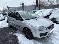 Gebraucht Ford Focus Trend 80 PS (58 kW) 2006 Grau Limousine
