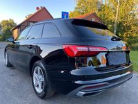 Gebraucht Audi A4 Advanced 163 PS (119 kW) 2021 Schwarz Kombi