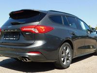 Gebraucht Ford Focus ST-Line X 125 PS (91 kW) 2020 Grau Limousine