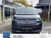 Second-hand VW Multivan Life 150 CP (110 kW) 2024 Albastru Monovolum