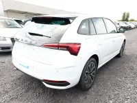 Neu Skoda Scala Dynamic 150 PS (110 kW) 2026 Moon white metallic Kleinwagen