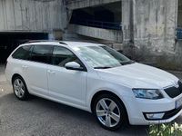 Gebraucht Skoda Octavia 105 PS (77 kW) 2015 Weiß Kleinwagen