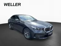 Gebraucht BMW 520 Comfort Edition 190 PS (139 kW) 2025 Sophistograu (grau) Limousine