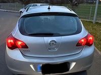 Gebraucht Opel Astra Edition 110 PS (80 kW) 2012 Limousine