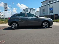 Gebraucht Alfa Romeo Giulietta 120 PS (88 kW) 2013 Grau Kleinwagen