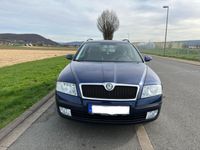 gebraucht Skoda Octavia Combi 1.6 FSI Ambiente, 85 kW (115 PS), HU/AU neu