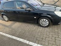 Gebraucht Opel Signum 120 PS (88 kW) 2007 Schwarz Kleinwagen