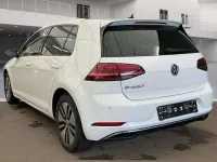 Gebraucht VW e-Golf 100 kW (136 PS) 2020 Pure white Kleinwagen