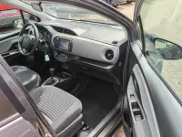 Gebraucht Toyota Yaris Hybrid Team 75 PS (55 kW) 2018 Grau Limousine