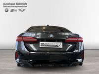 Gebraucht BMW 520 Performance 197 PS (144 kW) 2025 Sophistograu brillanteffekt Limousine