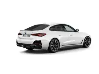 Używany BMW i4 Performance 400 kW (544 KM) 2025 Biały Sedan/Limuzyna